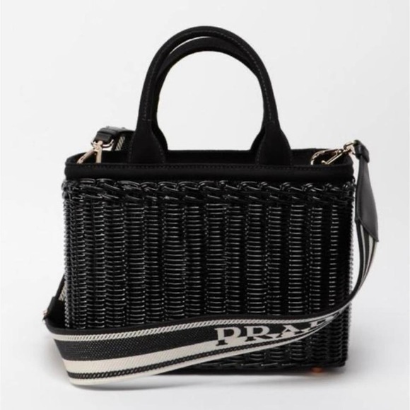PRADA logo appliqued wicker basket shoulder bag - Picture 3 of 5